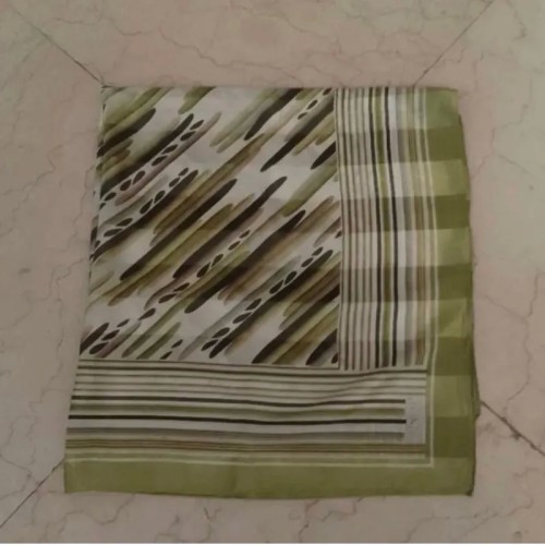 فروش روسری سبز زیتونی ساتن حجاب مجلسی با کیفیت بالا