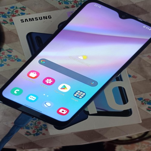 فروش گوشی A10S سالم با باتری و لوازم کامل