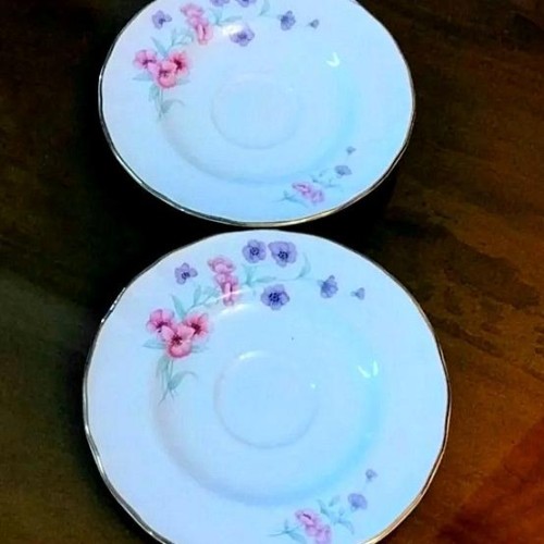 خرید نعلبکی قدیمی لبه طلایی کلکسیونی وردسا