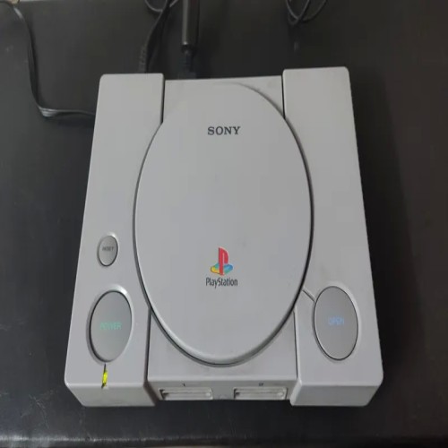 فروش پلی استیشن 1 ساخت ژاپن با دسته و کابل