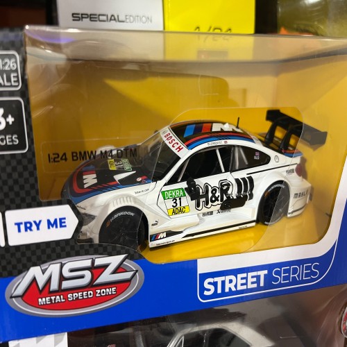 ماکت BMW M4 DTM 1/24 فلزی با درهای بازشو