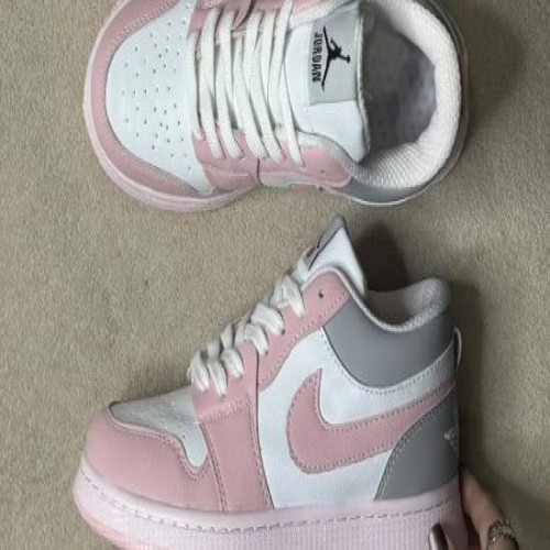 خرید کفش کتانی زنانه جردن صورتی وردسا با ارسال رایگان