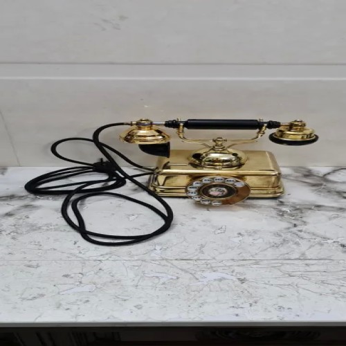 فروش تلفن سلطنتی ژاپن اصل و سالم با قطعات فابریک