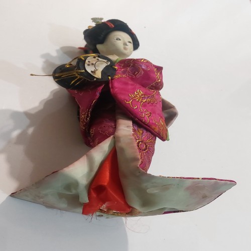 فروش عروسک ژاپنی قدیمی با قیمت مناسب و اصالت