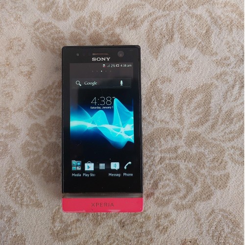 خرید گوشی سونی اکسپریا وردسا با باتری سالم و کارتن
