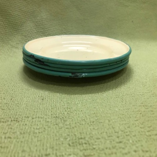 فروش چهار عدد بشقاب میوه خوری لعابی قدیمی