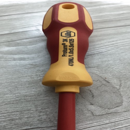 پیچ گوشتی عایق ویها با کیفیت عالی و اصل