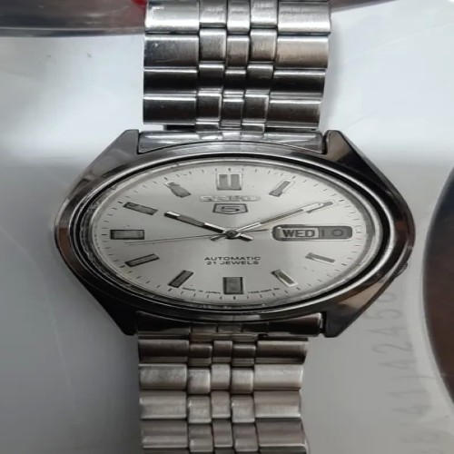 فروش ساعت سیکو پنج در حد نو سالم و دقیق