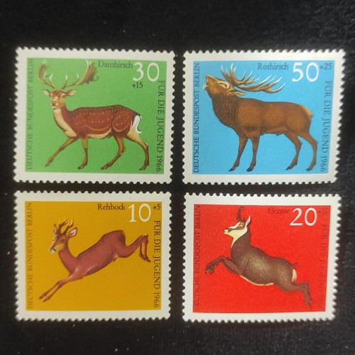 فروش سری تمبر گوزن ا چاپ المان