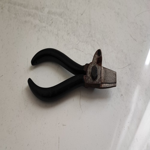 قیچی ورق بر چندکاره آمریکایی برند VERBUS با طول 16 سانت