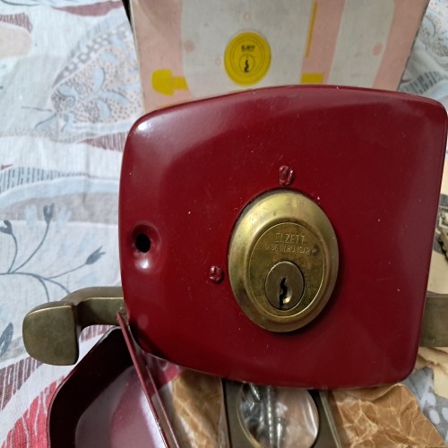 خرید قفل در حیاط با کلید و مغزی برنجی قدیمی مجارستان