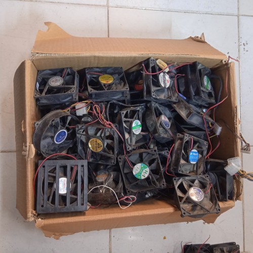 فروش فن کیس 8 سانت 12 ولت مارک‌های مختلف