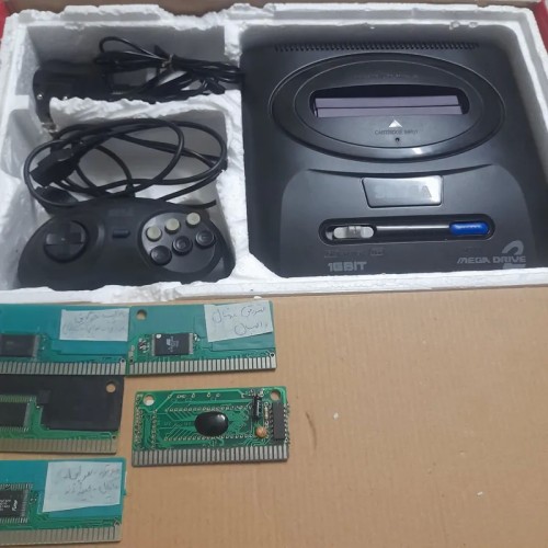 فروش سگا در حد نو با نوار بازی و آداپتور سالم