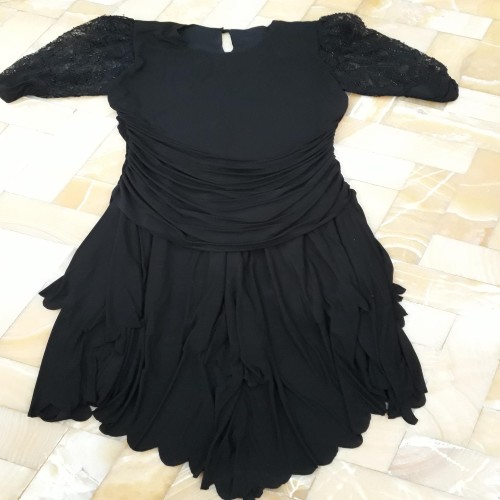 خرید پیراهن مجلسی ریون مشکی وردسا با کیفیت عالی