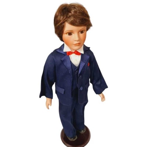عروسک سرامیکی پسر کت و شلوار سورمه‌ای 55 سانتی‌متر