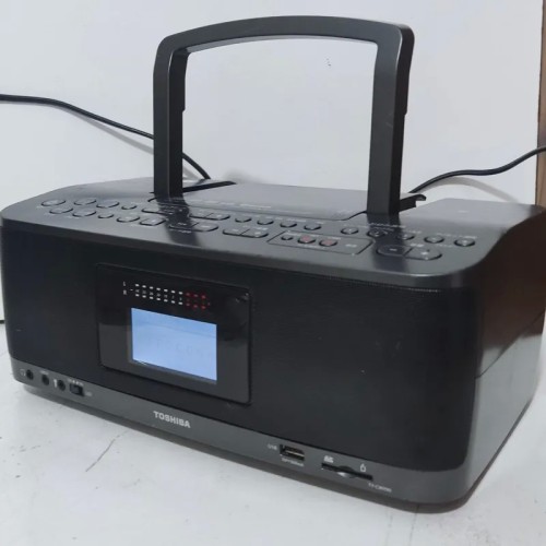 پرتابل رو میزی توشیبا بلوتوث دار با باتری قلمی بزرگ