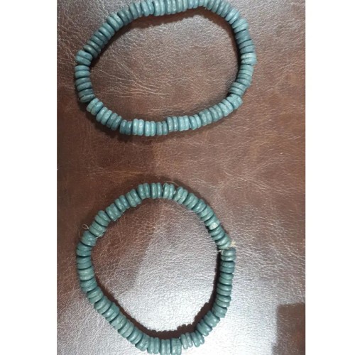 دستبند چوبی رنگی با قیمت مناسب و جذاب