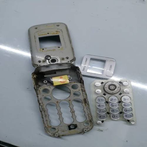 فروش لولا پمپی سونی اریکسون Z530i با قیمت مناسب