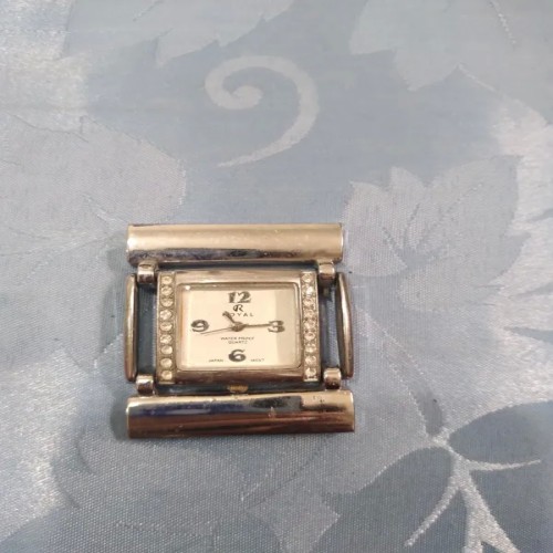 فروش ساعت مچی Royal با قیمت مناسب و کیفیت عالی