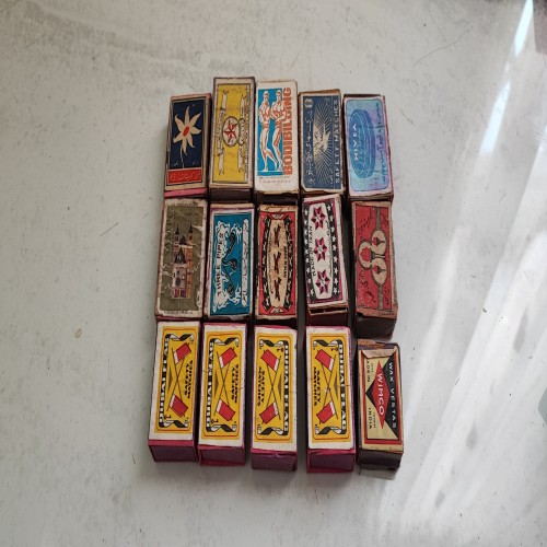 فروش 15 عدد کبریت چوبی دوره پهلوی کمیاب و کلکسیونی