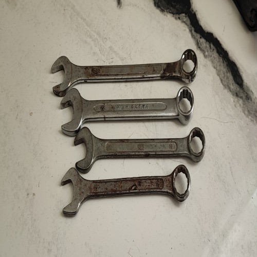 فروش 4 عدد آچار قدیمی شماره 19 و 22