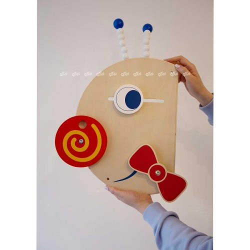 دیوارکوب چوبی کرم ابریشم کلاسیک ورلد مدل 8038