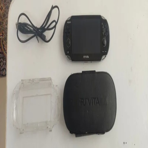 فروش PS Vita FAT WiFi 64GB سالم با تخفیف