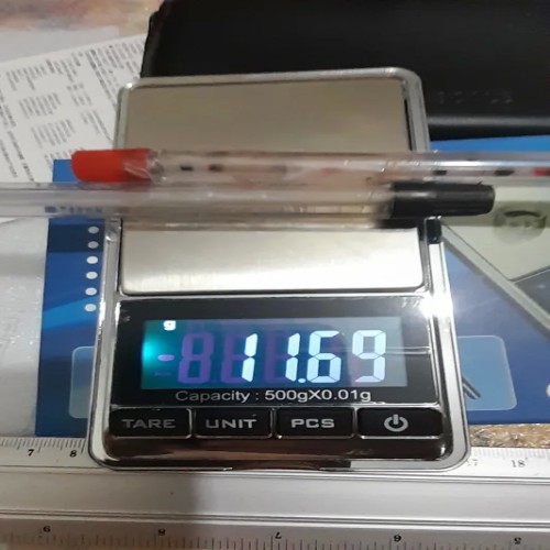 ترازوی دیجیتال حساسیت یک صدم گرم با مانیتور مشکی