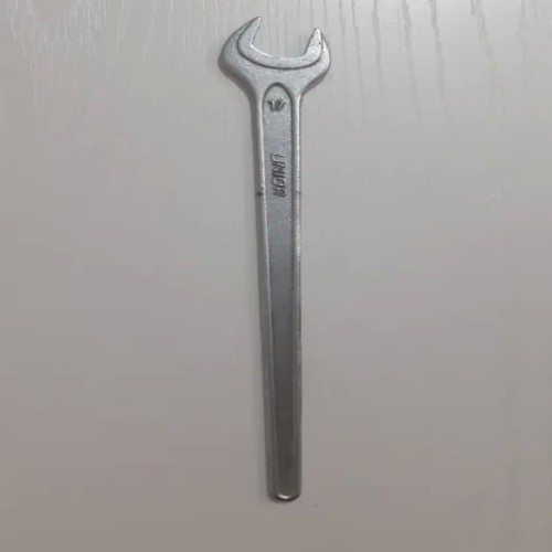 فروش آچار یونیور یوگوسلاوی شماره 17 تخت دم موشی