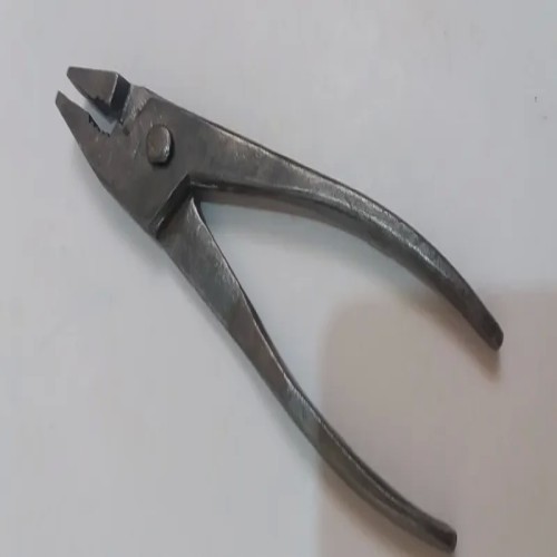 فروش انبردست فوردی قدیمی سیم چین دار با تیغه فولادی