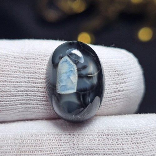 نگین سنگ عقیق دراگون معدنی کد 37677 با ابعاد 18x13 میلیمتر