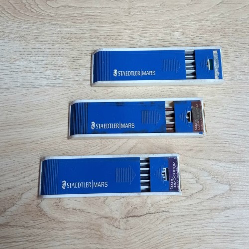 فروش تعدادی نوک اتود 2 میلیمتر آلمان مطابق تصویر