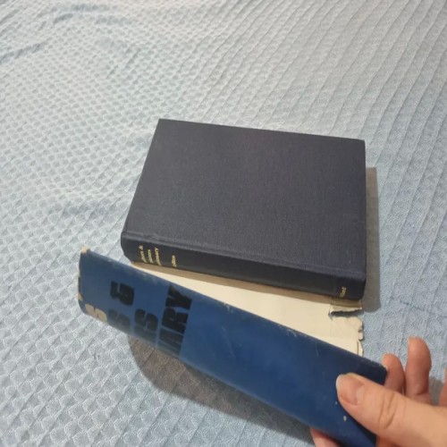 فروش Collins Authors and Printers dictionary