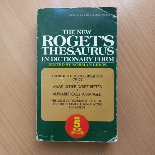 فروش دیکشنری تزاروس چاپ 1961 با قیمت مناسب