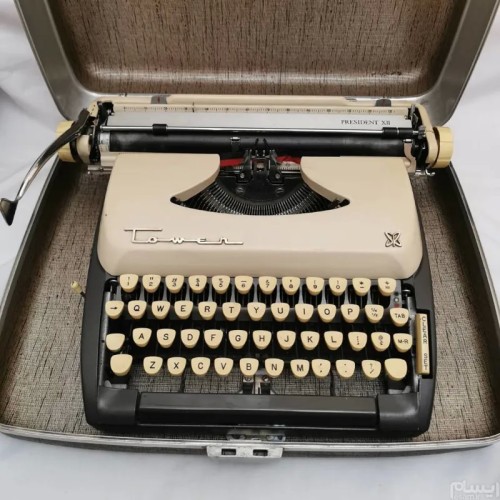 دستگاه تایپ آمریکایی فلزی با کیف لوکس و خاص