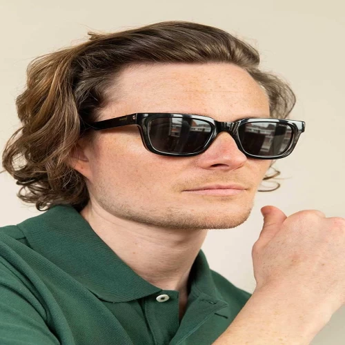 عینک آفتابی کومونو Bobby Black Tortoise با فریم مربع