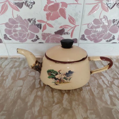 فروش قوری لعابی قدیمی، سایز متوسط، تعمیر شده