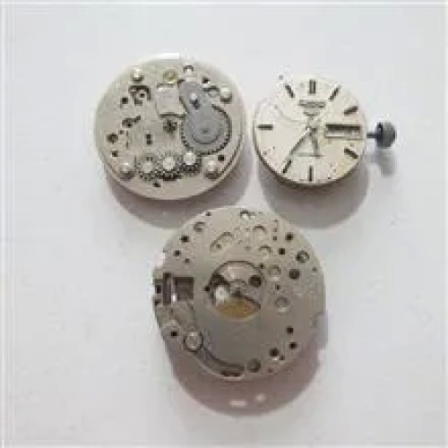 فروش 3 عدد موتور ساعت ش4 با سایز مناسب و بدون رقاصک