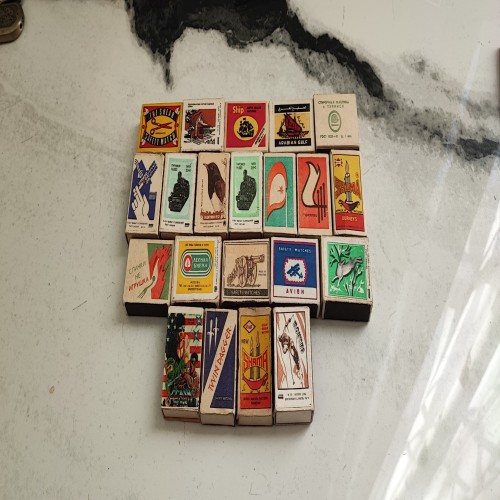 فروش 21 عدد کبریت آنتیک خارجی زیبا و کمیاب