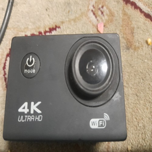 فروش دوربین ورزشی با پایه و بدون باتری مناسب ورزشکاران