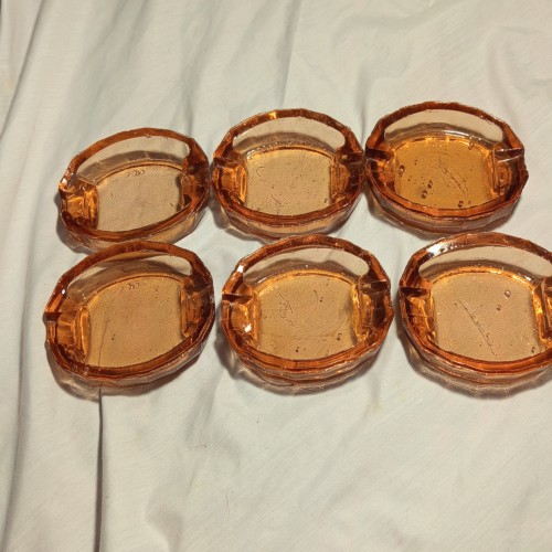 خرید شش عدد زیرسیگاری قدیمی و زیبا با سلامت کامل