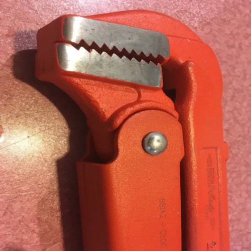 آچار دو دسته 2 اینچ اسپانیایی | آچار لوله گیر حرفه‌ای