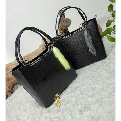 کیف مدل مانا؛ شیک و کاربردی برای استفاده روزمره