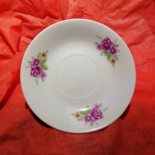 فروش نعلبکی گل صورتی با مینت مارک تاج کد 9033