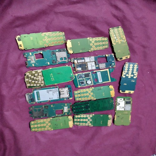 فروش برد گوشی قدیمی دکمه ای ی - 15 عدد