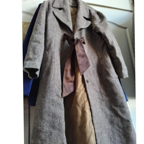 پالتو زنانه بلند شیک و گرم برای فصول سرد