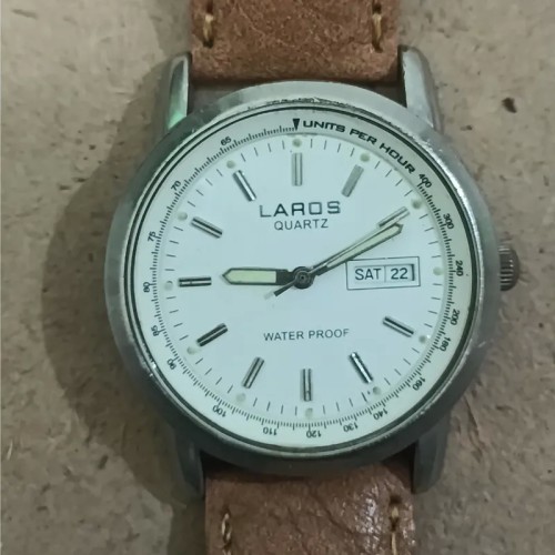 ساعت مچی مردانه لاروس با طراحی عالی و قیمت مناسب