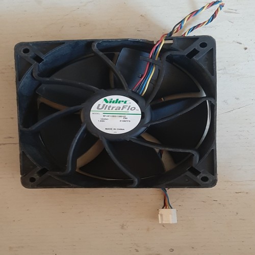 فن ماینری 12 در 12 سانت 12 ولت با باد عالی