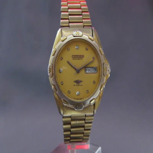 فروش سیتیزن ژاپن پشت شیشه زه طرح قطب نما موتور زرد