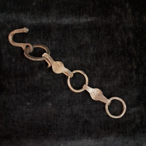 فروش قلاب کهنه فولادی با کیفیت عالی و قیمت مناسب